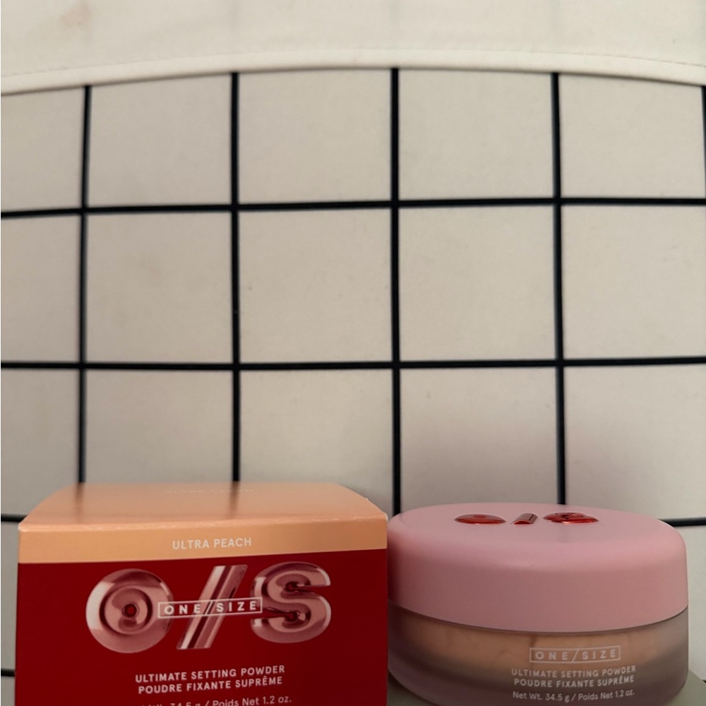 ONE/SIZE Ultimate Setting Powder - Peach & Pink Packaging
